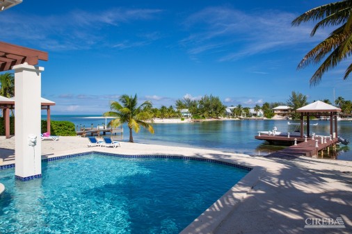 Compound Kai, Grand Cayman