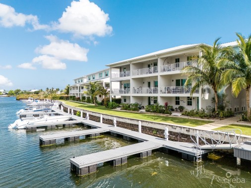 Periwinkle Canal-front 4 Bed With Dock Periwinkle Canal-front 4 Bed With Dock