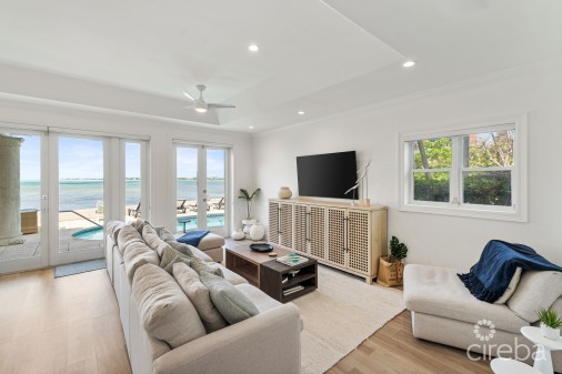 Oceanfront Palacades #1 Townhome (end Unit) Oceanfront Palacades #1 Townhome (end Unit)
