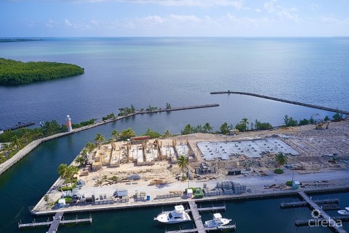 Catalina Bay Second Floor Corner Catalina Bay Second Floor Corner