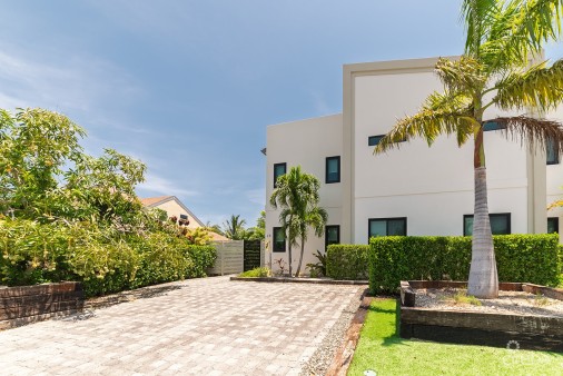 South Sound Nusa Villas Beautiful Home With Pool