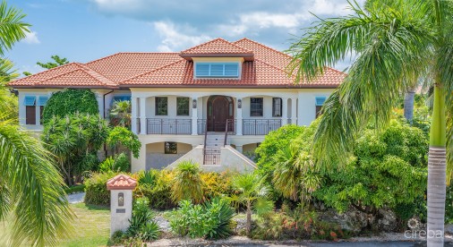 The Dock House | A Vista Del Mar & Yacht Club Signature Residence