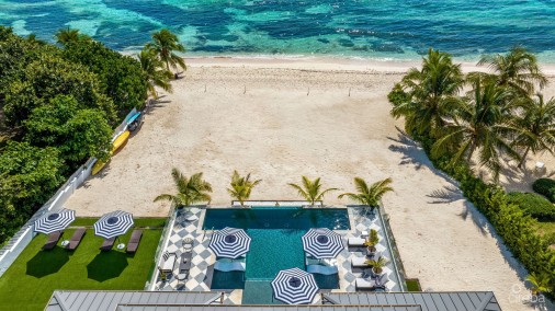 Spotts Beach Cottage