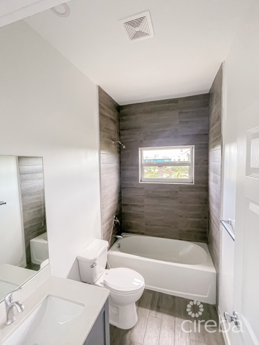 The Landing - Spotts - 2 Bed Room Plus Den -  Ground Floor Condo