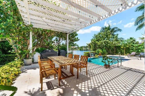 Bimini Drive 303  - Grand Harbour |  5-bed Waterfront Home