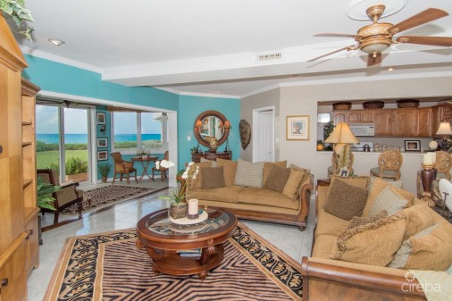 Poinsettia Ocean Front A3