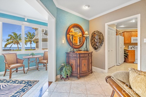 Poinsettia Ocean Front A3