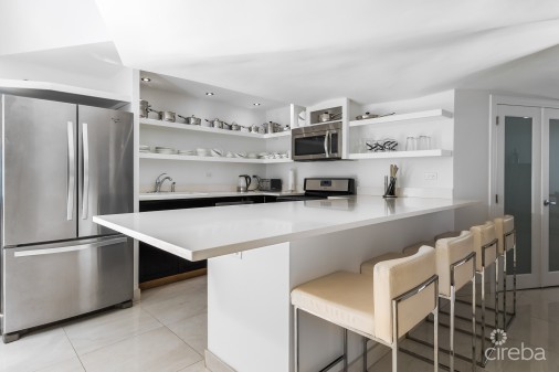 Cayman Sands Village Townhouse 14, Seven Mile Beach