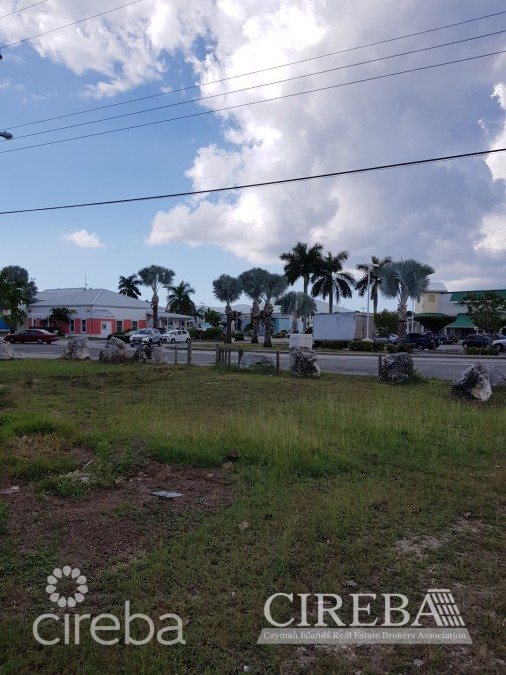 Countryside East - Commercial Building Site With Approved Plans