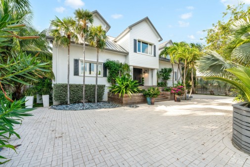 Koko Kai, Rum Point Home & Cottage