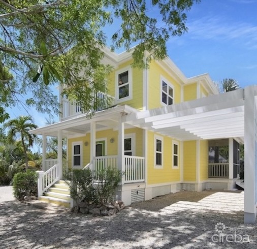 Seacliff Yellow Located In Cottage