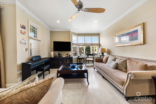 Britannia Kings Court With Two Dock Options Available