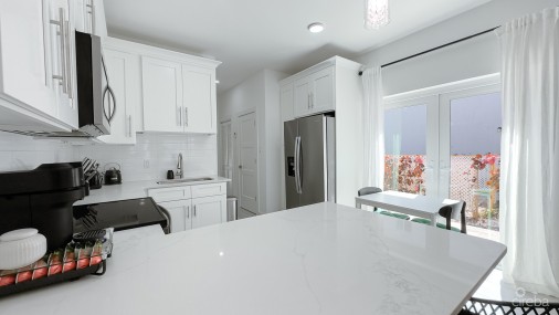 La Paidion Condo West Bay