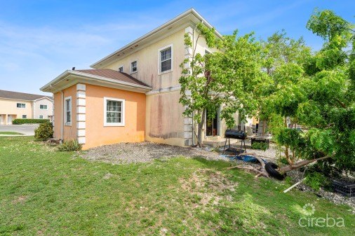 Very Motivated Seller!  Scholars Retreat 3-bedroom End Unit