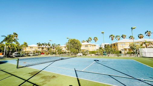 Southampton Gardens 2 Bed, 2.5 Bath Townhouse