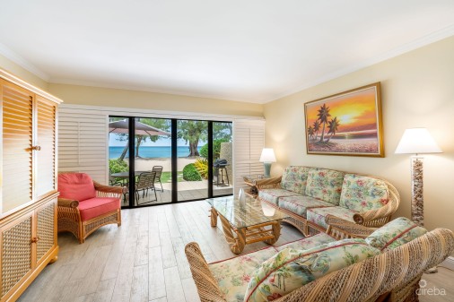 Islands Club #10 - Ground Floor