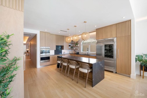 4 Bed Penthouse Seven Mile Beach Mandalay