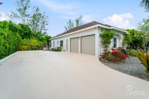 Orchid Heights 32, Midsummer Drive Home