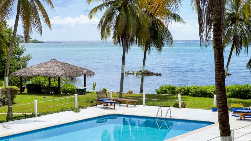 3 Bed Ocean View - By The Sea