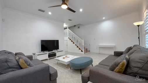 3 Bed & Den Townhouse Palmetto Grande Prospect