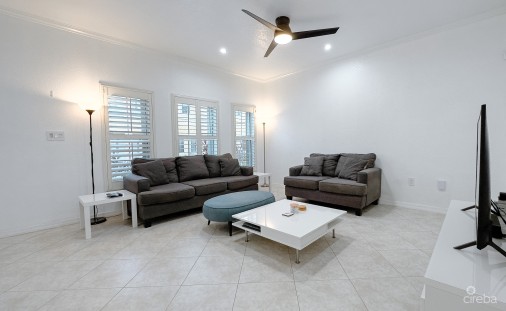 3 Bed & Den Townhouse Palmetto Grande Prospect