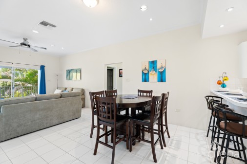 Spacious 3 Bedroom Apartment In South Sound!