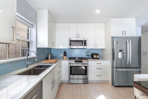 Mahogany Point Villas 3, Beach Front Townhome