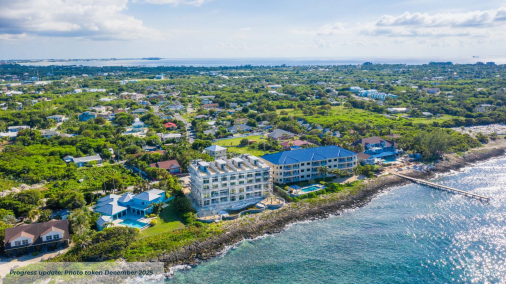 Waves 1, Oceanfront End Unit