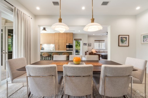 4 Bed Canal Front Villa - Vista Del Mar