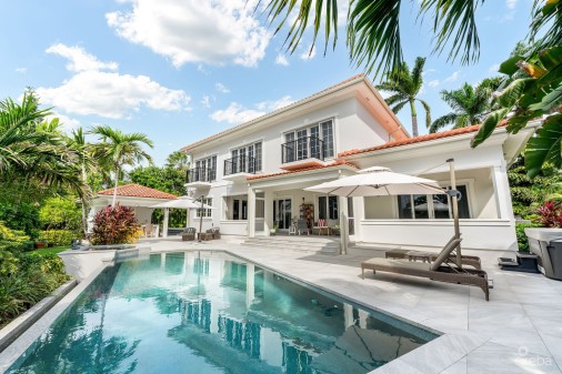 4 Bed Canal Front Villa - Vista Del Mar