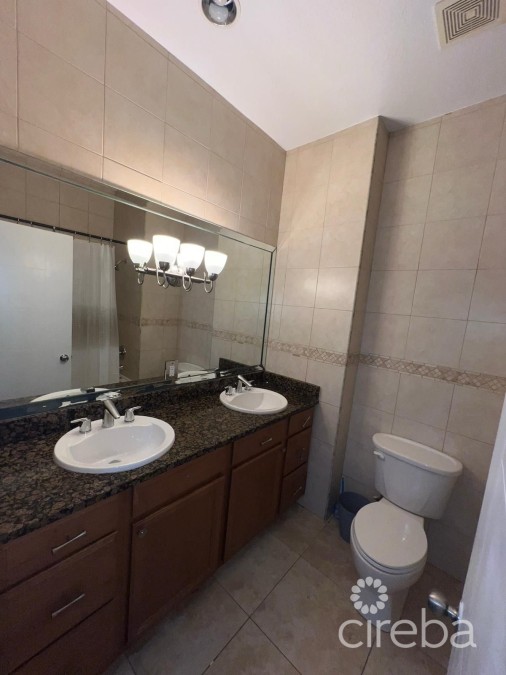 Lower Valley Luxury Townhouse