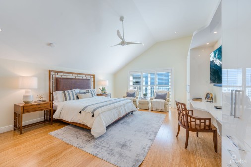 Britannia Regents Court | 4-bed Two-story Home In Smb Corridor