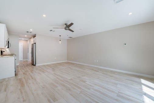 Downtown Reach - Ground Floor - One Bedroom