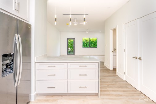 Lavania Court - Gated - Large 2 Bed 2 Bath Townhomes