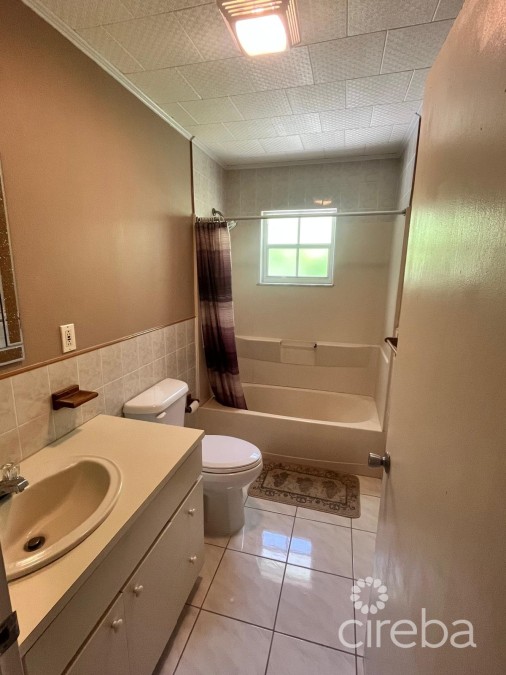 Plover Crescent Retreat