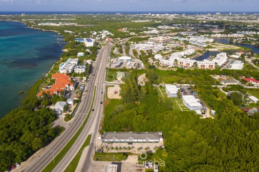 High Visibility Commercial Parcel On Shamrock Rd