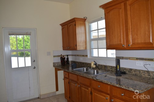 Royal Heights Half Duplex