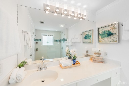 Oceanfront Spacious Ground Floor Ocean Pointe Villas