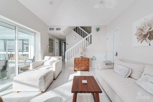 Pools Of The Kai - Beachfront Oasis In Rum Point