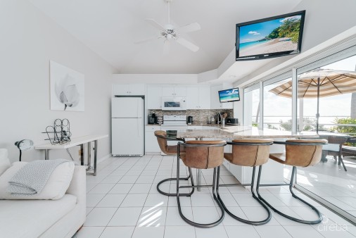 Pools Of The Kai - Beachfront Oasis In Rum Point