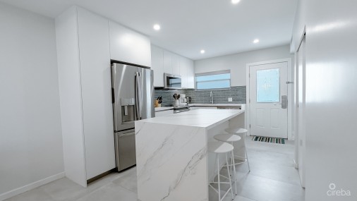 Plantation Village Seven Mile Beach