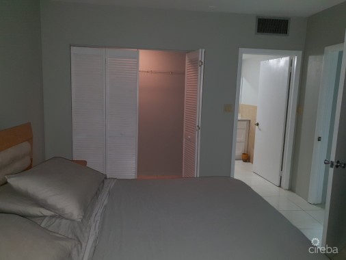 Drumblade Apartment