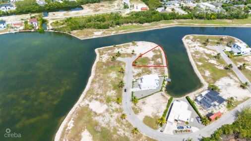 Canal Front Lot In The Channels