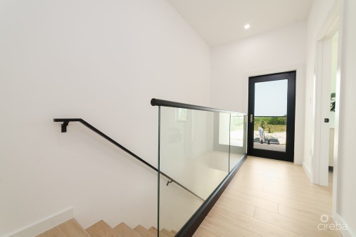 2 Bedroom, 2.5 Bathroom Duplex In Lookout Garden