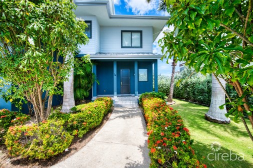 Large Seahaven 2 Bed With Pool - Oceanview And Canal Front