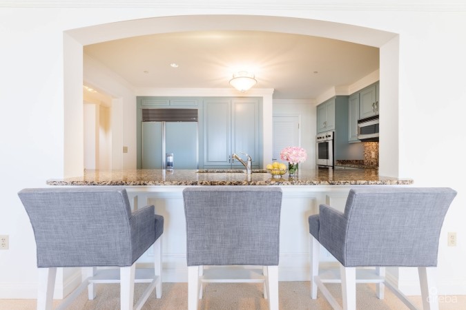 THE RITZ-CARLTON RESIDENCE #605
