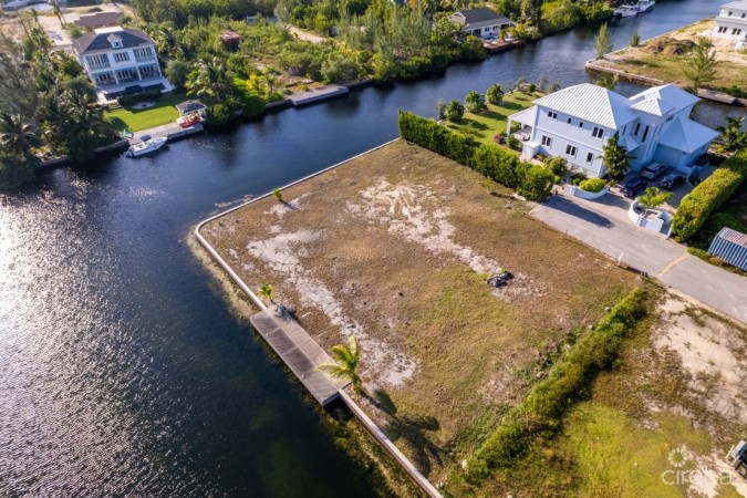 HERON BAY CORNER CANAL LOT