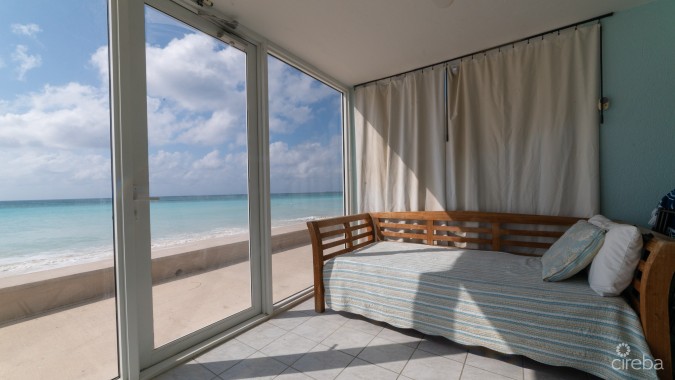 CAYMAN REEF RESORT