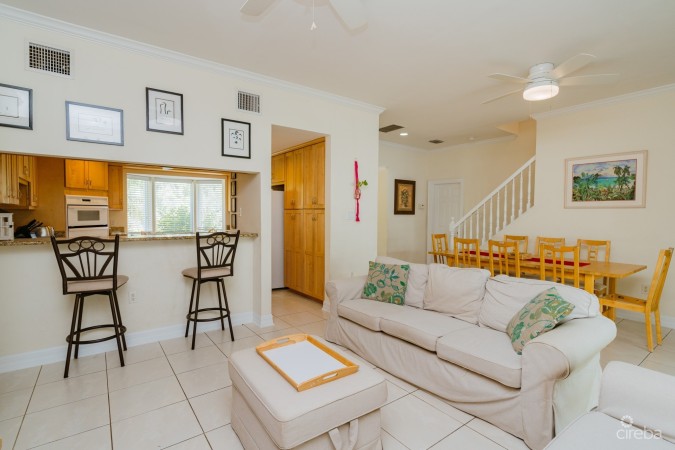SOUTH SOUND ROAD DUPLEX
