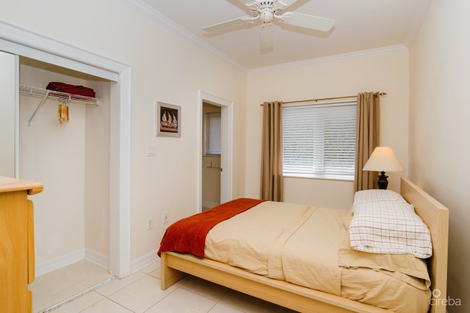 SOUTH SOUND ROAD DUPLEX